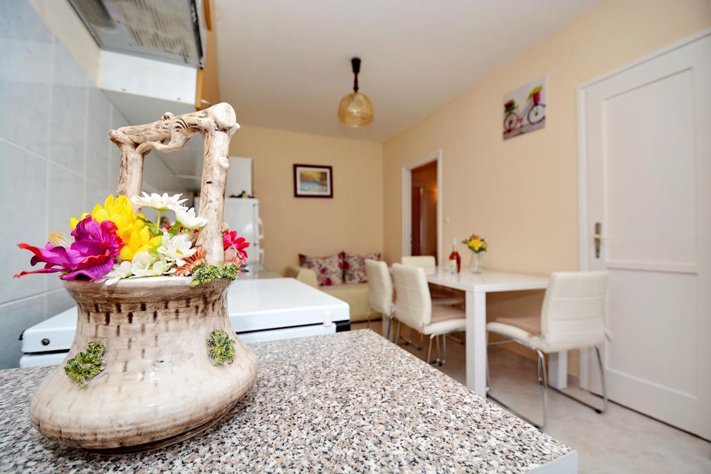 Apartment Franko Zadar Eksteriør bilde